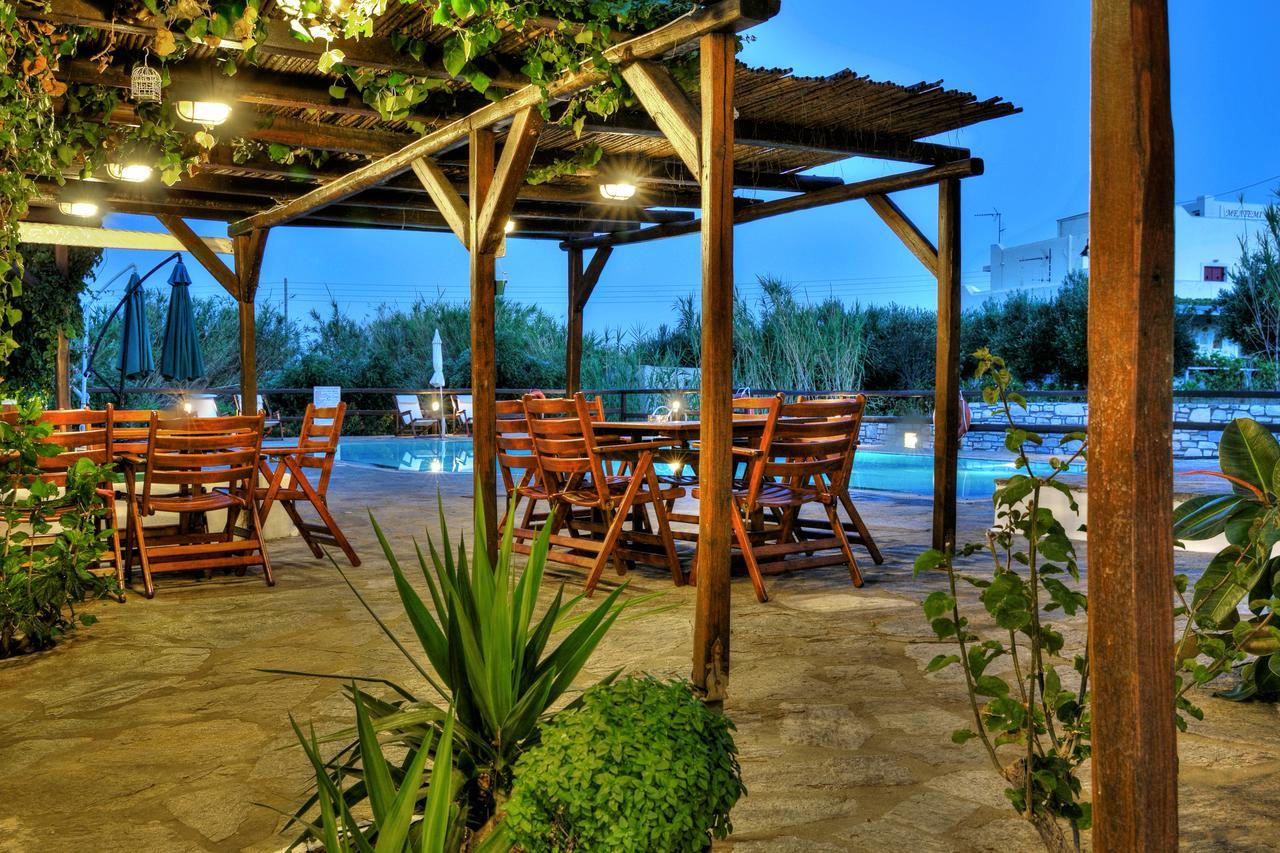 Tzane Studios & Apartments - Steps Away From Golden Beach Hriszí Aktí Kültér fotó