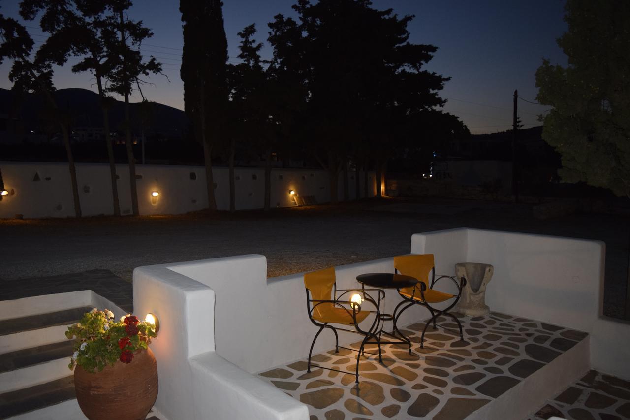 Tzane Studios & Apartments - Steps Away From Golden Beach Hriszí Aktí Kültér fotó